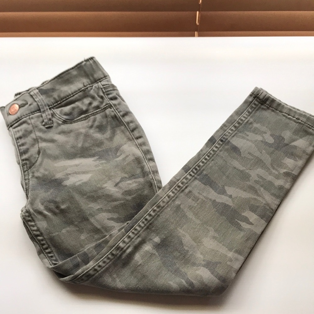 Abercrombie kids camo jeggings